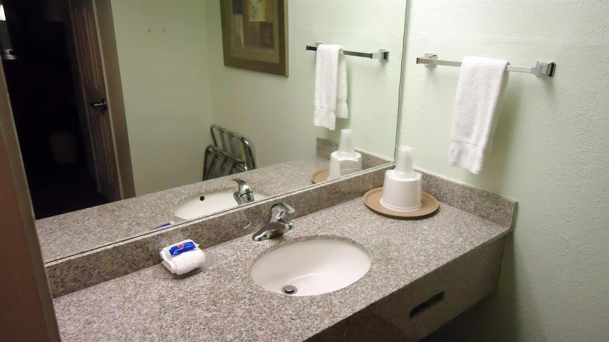 Motel 6 Denham Springs, La Luaran gambar